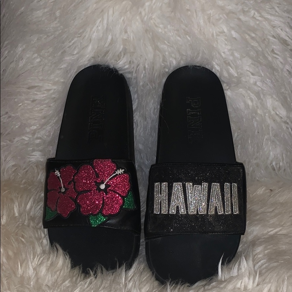 VS Pink Hawaii Slides